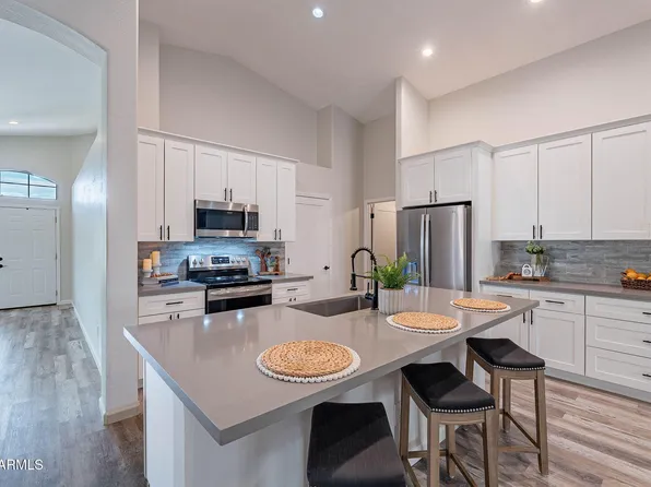 8444 E PORTOBELLO Avenue, Mesa, AZ 85212
