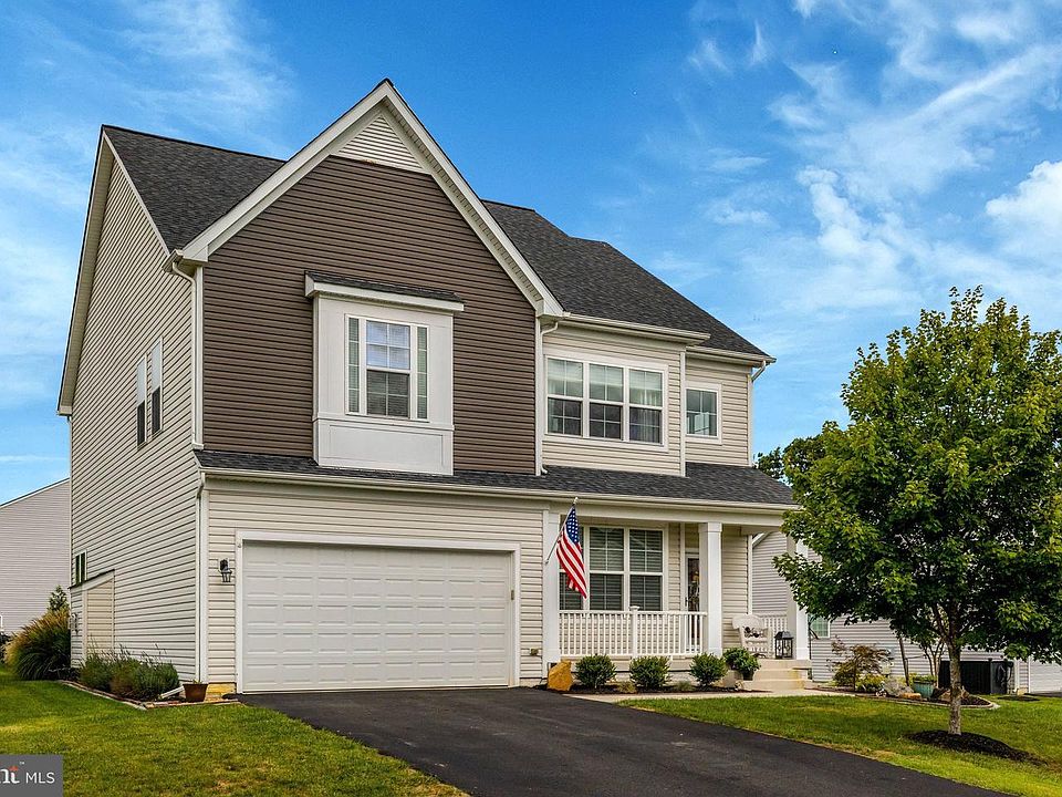 1st image of 35820 Peninsula Ct