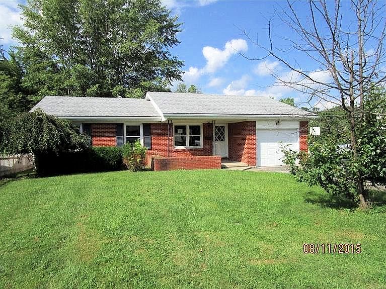 1st image of 108 Joan Ave