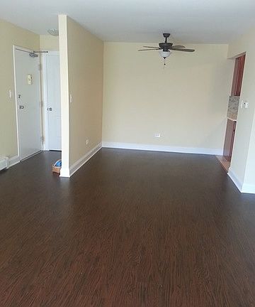 4th image of 12 E Dundee Quarter Dr #101