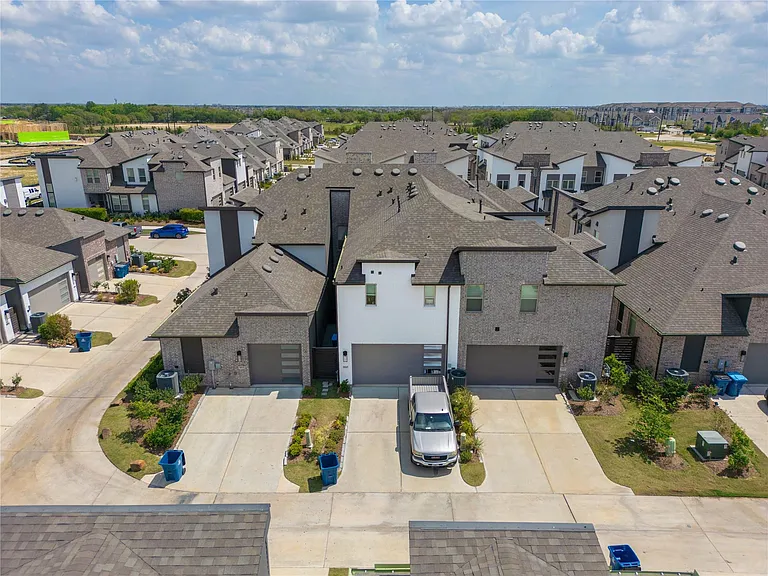 16647 Texas Hill Country Rd — Photo 38