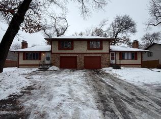 5827 Winnetka Ave N, New Hope, MN 55428