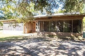4th image of 586 Jacks Rd