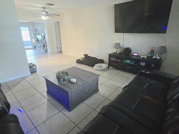 5th image of 6340 NW 32nd Avenue