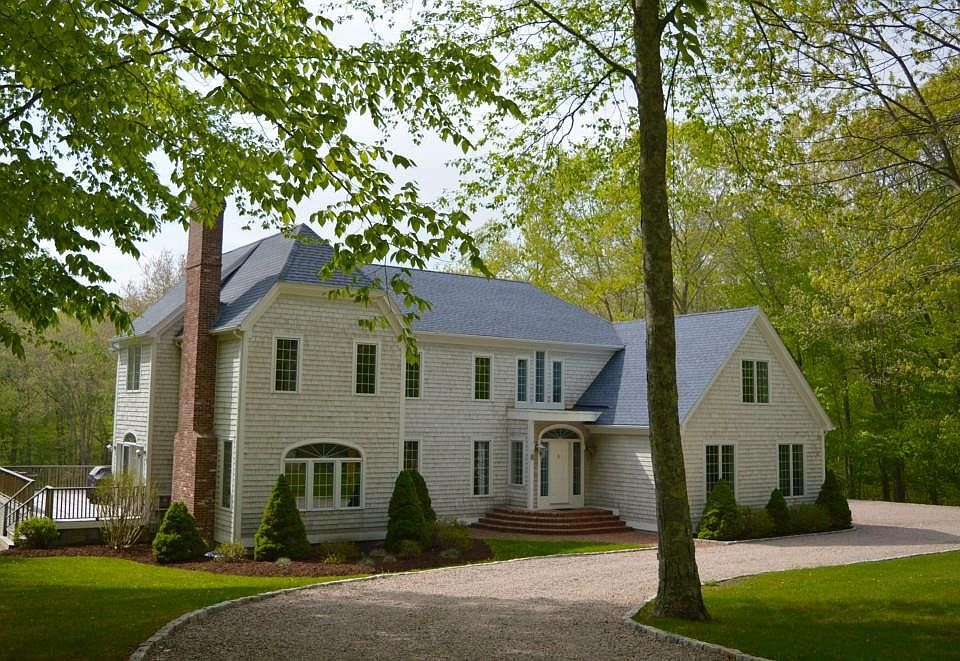 1st image of 8 Thomas Waite Road