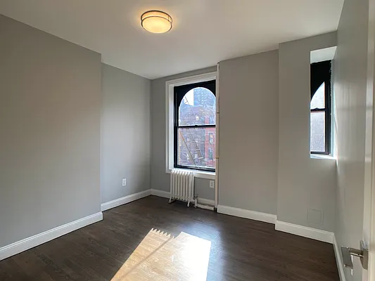 Rented by Tourma Realty LLC | media 28