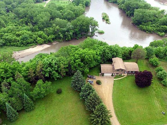 2nd image of 55824 River Fort Dr