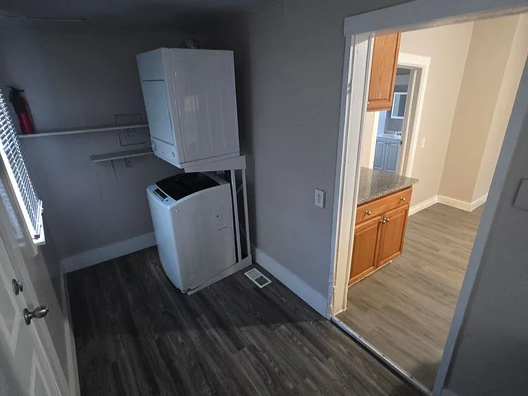 Knight Apartments and Sunlight Townhomes - located in historic downtown Greeley! — Photo 81