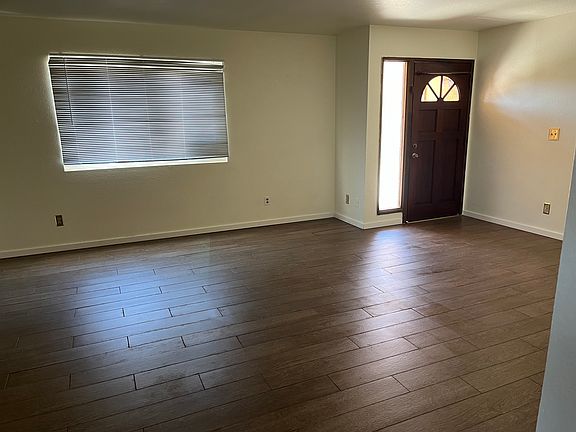 2nd image of 15157 Woodruff Pl