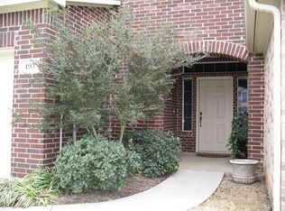 195 Greathouse Vlg, Decatur, TX 76234