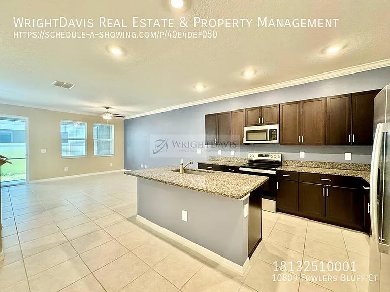 10809 Fowlers Bluff Ct — Photo 4