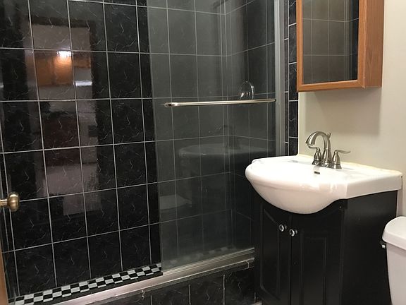 4th image of 1446 N Kolin Ave #2