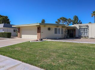 10406 W Hutton Dr, Sun City, AZ 85351