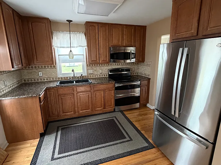 15439 Dayton Rd — Photo 6