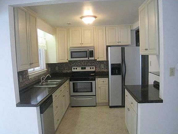 4th image of 120 Bow Ct