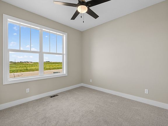 5th image of 847 SW Cattail Rd