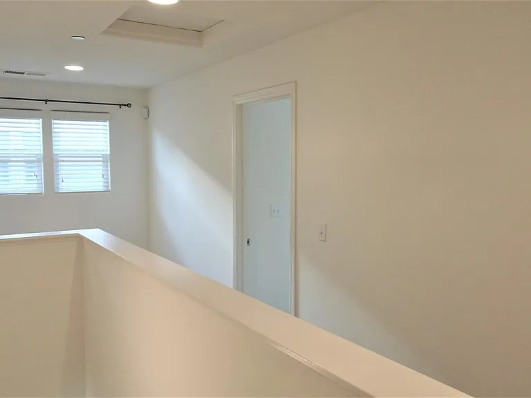3656 Richmond Ave — Photo 7
