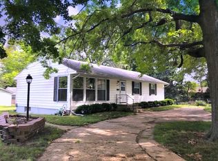 800 Eastview Dr, Rantoul, IL 61866