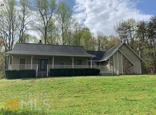 62 Small Pond Dr, Cleveland, GA 30528