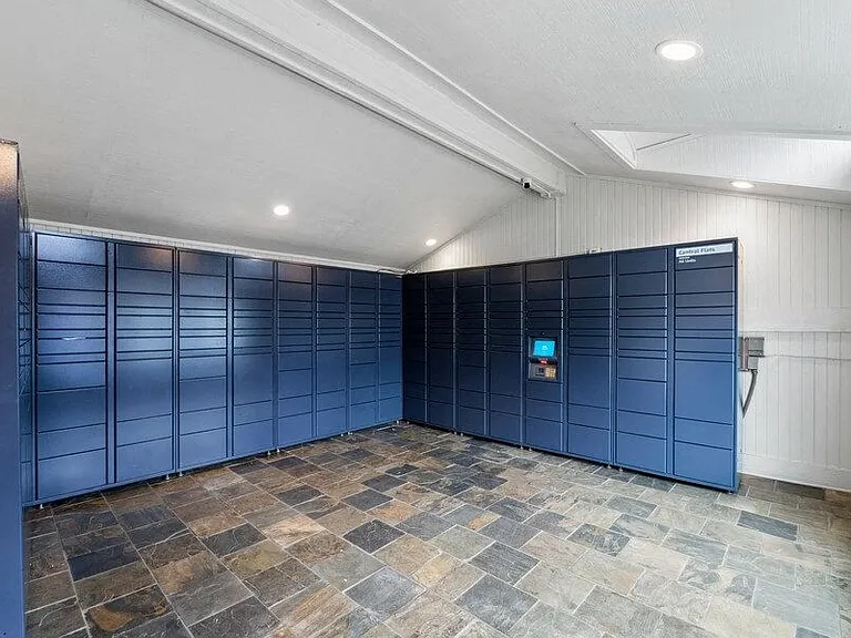 Central Flats — Photo 22