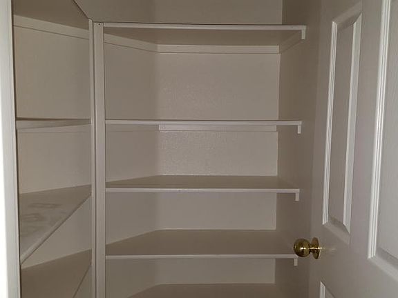 4th image of 7725 W Louise Dr