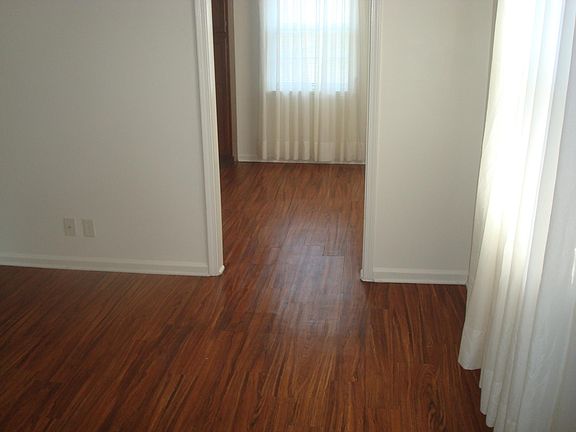 5th image of 173 Donabrook Ct APT D