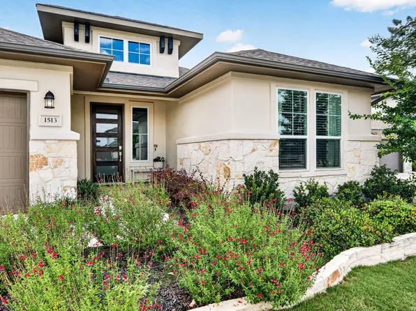 1513 NEUMANNS PT, New Braunfels, TX 78132