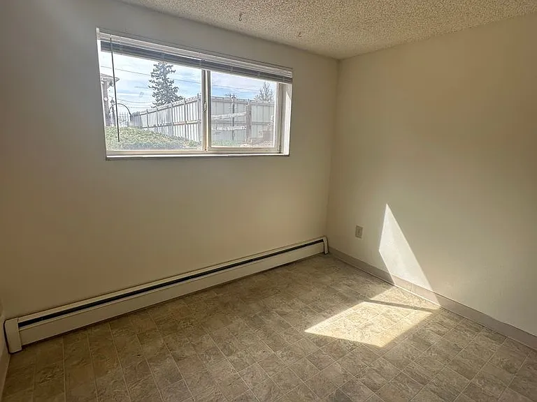 BR2215 — Photo 8