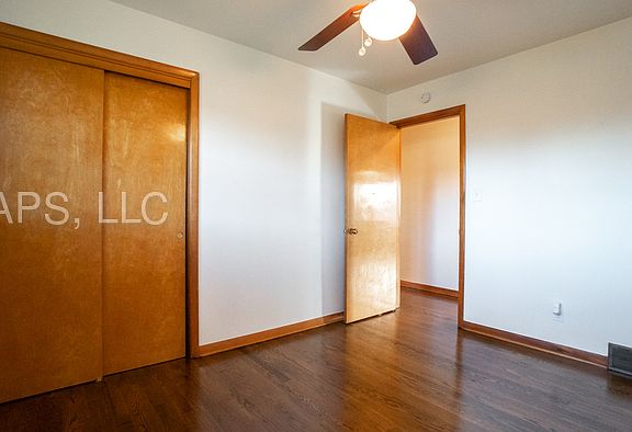 5th image of 1240 W 56th Ave