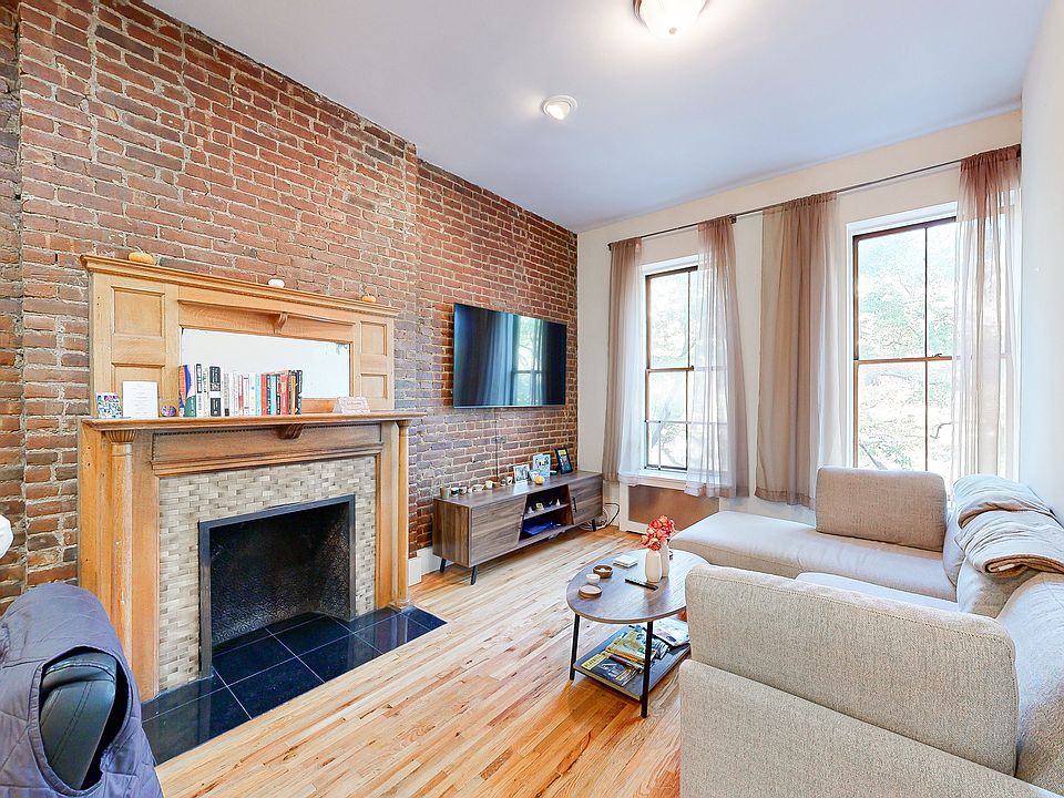 1st image of 156 W 77th St APT 3A