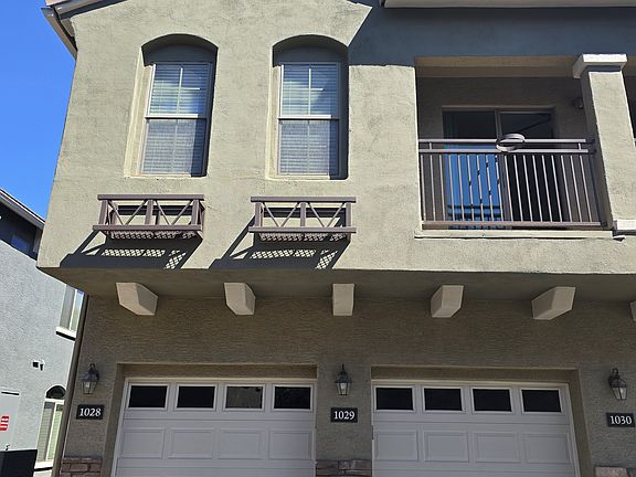 2nd image of 2401 E Rio Salado Pkwy Unit 1028