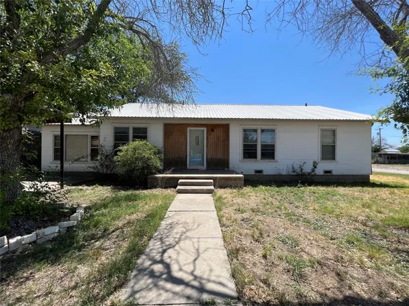 700 N Maryland Ave, Big Lake, TX 76932