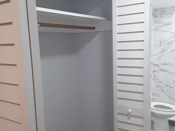 Closet 1