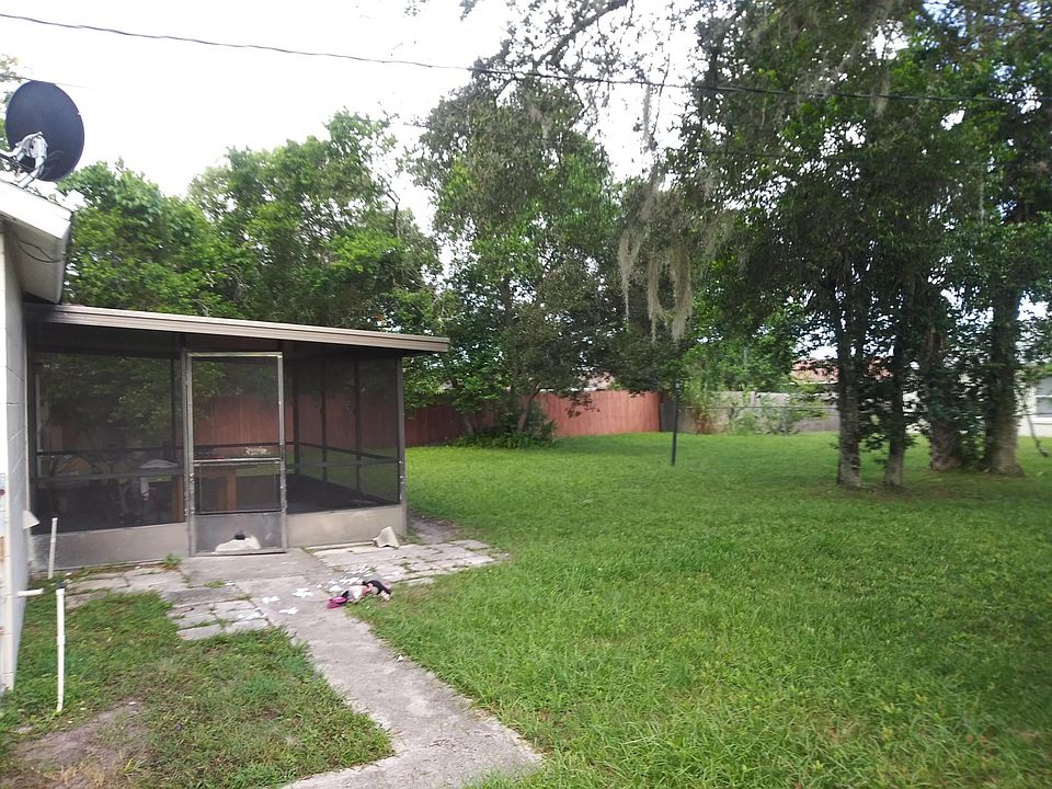 2nd image of 1034 McCormick Dr #0
