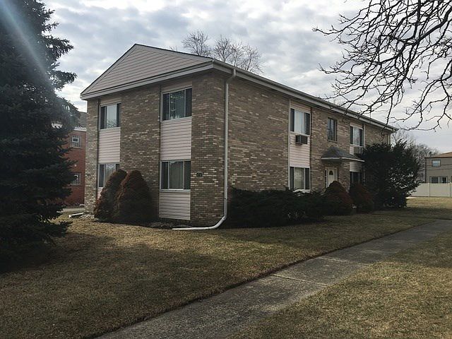 1st image of 450 N 3rd Ave