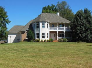 10 Wilkerson Rd, Wirtz, VA 24184