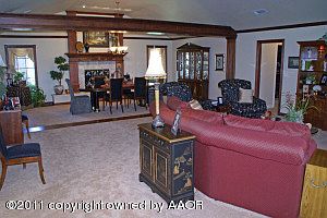 5th image of 604 N Shore Dr