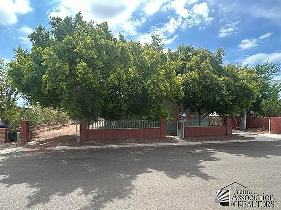 2nd image of 10754 S McKenzie Ave