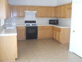 2nd image of 29075 Derby Dr