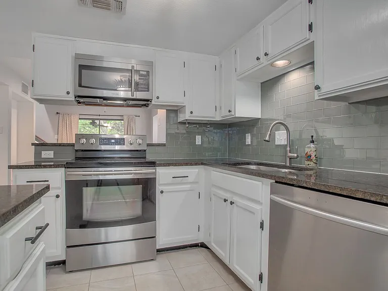 1135 Barton Hills Dr #248 — Photo 1
