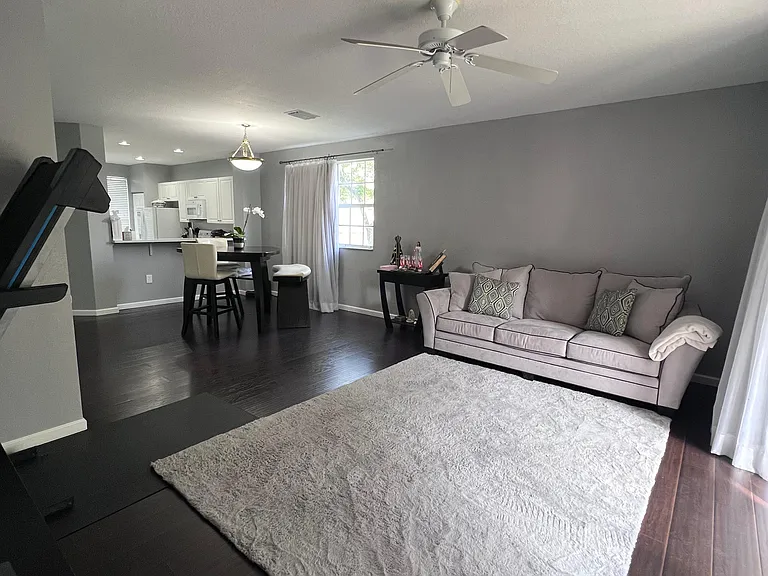 681 NW 42nd Ave — Photo 11