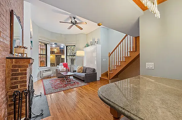 Rented by Cooper & Cooper Real Estate | media 2