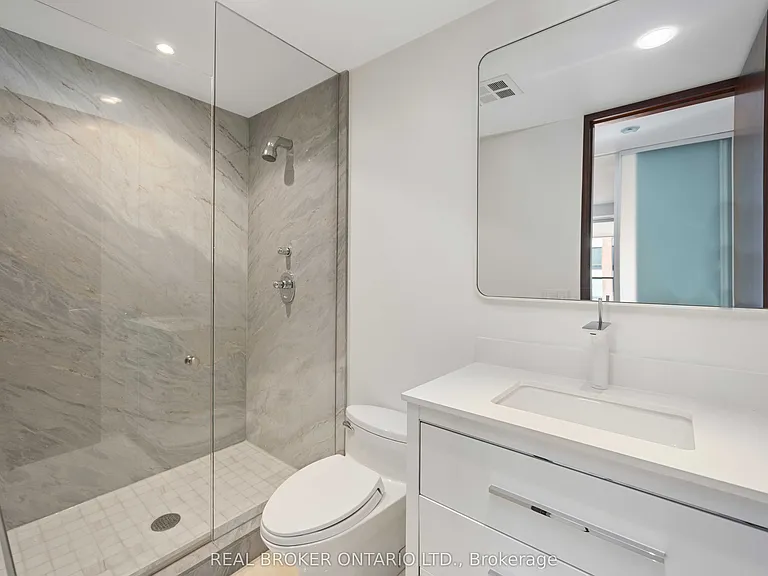 3 McAlpine St #701 — Photo 13