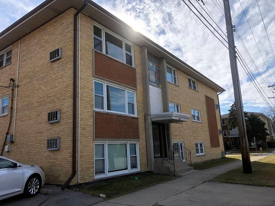 1st image of 6939 W Gunnison St