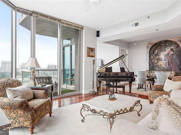 2795 Peachtree Rd NE Unit 2101, Atlanta, GA 30305