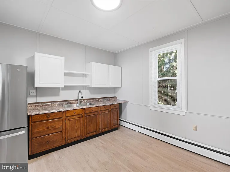 114 Baldt Ave — Photo 10