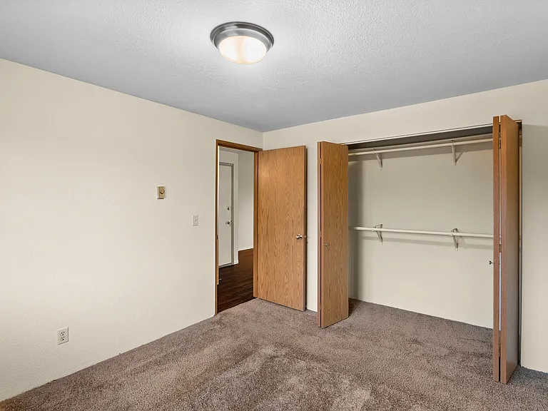 One Bedroom Economy One Bedroom Economy