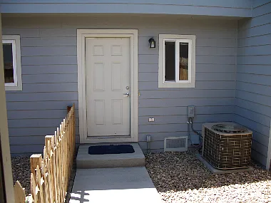 2 bed, 2.5 bath, 1258 sqft, $2,200 — Photo 2