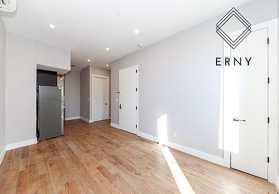 3rd image of 862 Dekalb Ave #3D
