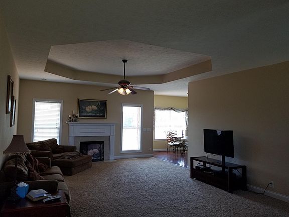 2nd image of 1008 Somerville Dr